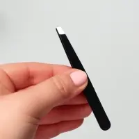 Пинцет скошенный, широкий, 9.5 см, чёрный