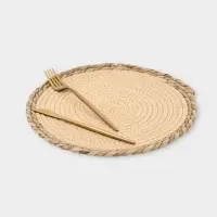 Салфетка сервировочная на стол Доляна &laquo;Мэг&raquo;, d=30 см, бежевая