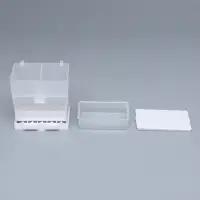 Автокормушка для птиц &laquo;Пижон&raquo;, 8.5&times;8&times;15.4 см, пластик, белая