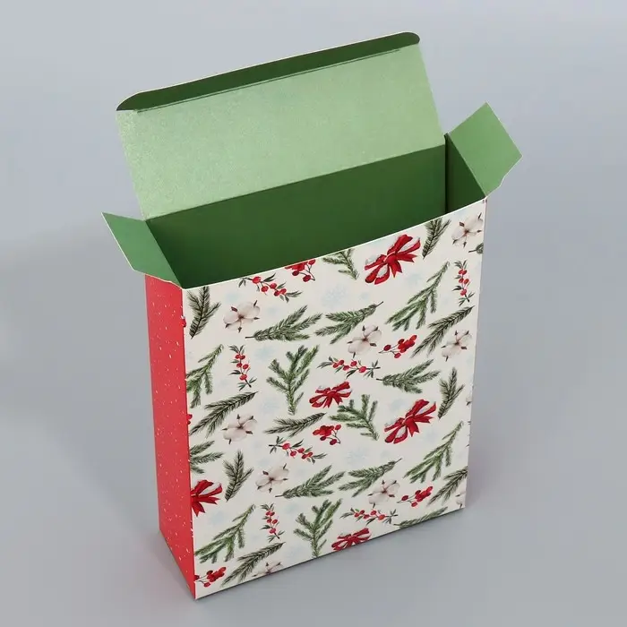 Коробка подарочная новогодняя складная «Новогодняя акварель», 21х 15 х 5 см Коробка подарочная новогодняя складная «Новогодняя акварель», 21х 15 х 5 см