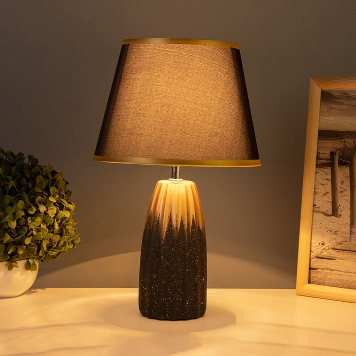 Лампа настольная Лампа настольная "Анеле" 1х40Вт Е14 черный/золото 22х22х38см