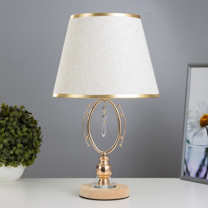 Настольная лампа «Алора» Е27 40 Вт золото 25.5×25.5×44 см Настольная лампа «Алора» Е27 40 Вт золото 25.5×25.5×44 см