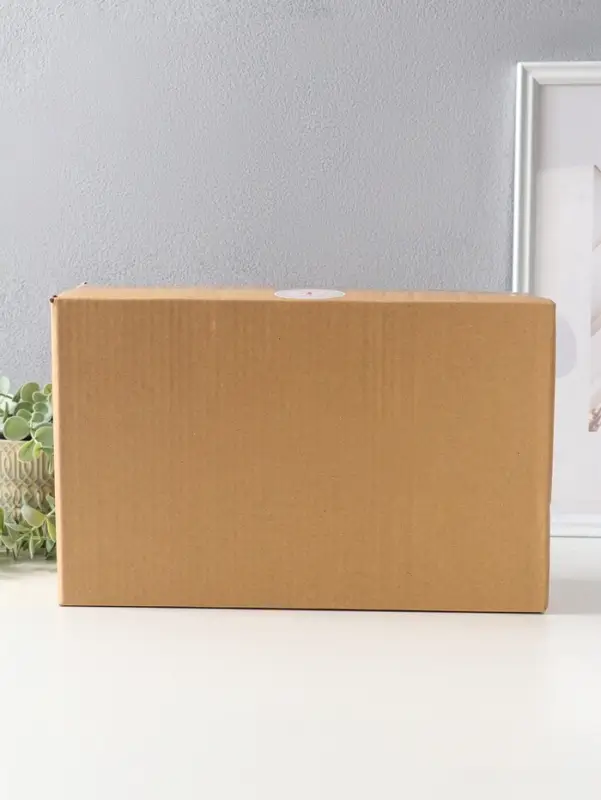 Сувенир полистоун "Белый лев в розовых цветах" 30х8,5х17 см