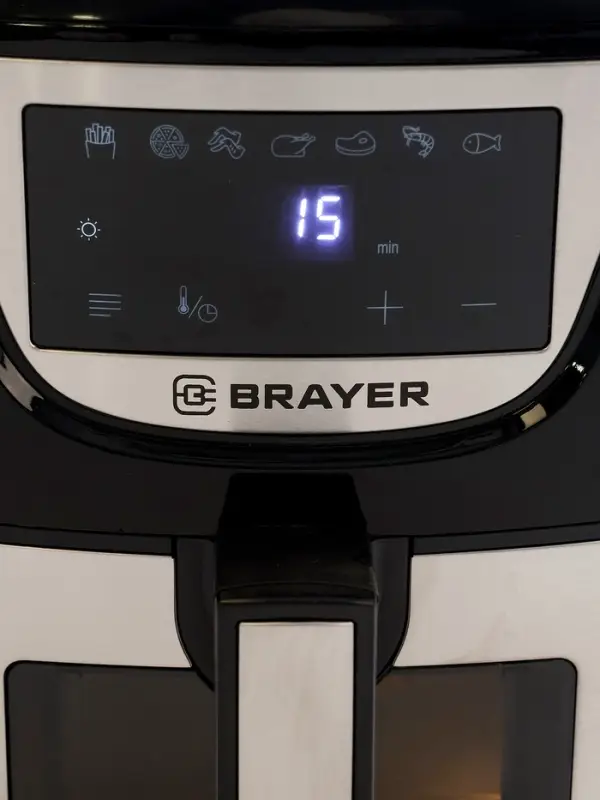 Аэрогриль BRAYER 2037BR,1500Вт,5л,7 программ,200&deg;С, LCD-дисплей таймер,решетка,черно-серый