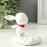 Фигурка - подставка для телефона &laquo;Зайка с шейным красным платком&raquo;, 6.5&times;9&times;8.5 см