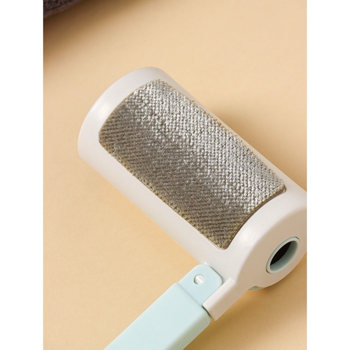 Ролик для одежды с велюровой щёткой, 55 листов, цвет белый с голубым