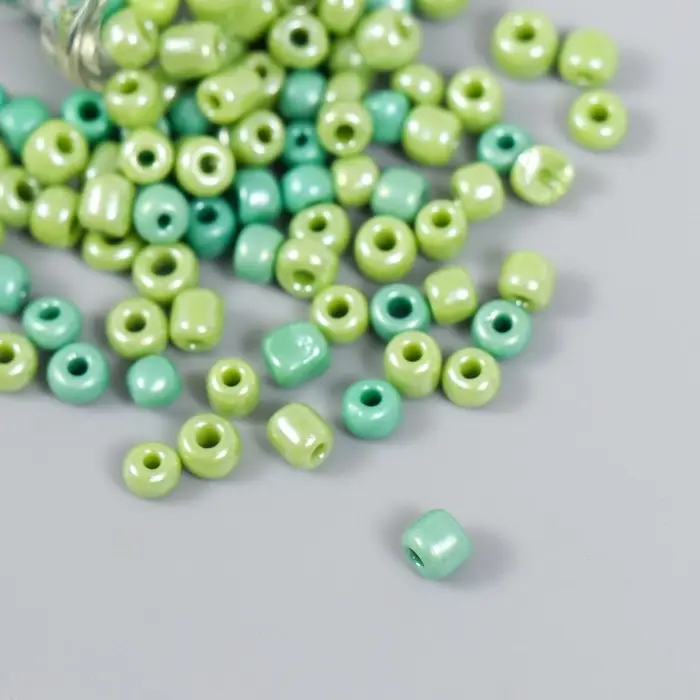 Бисер 6/0 в бутылочке  Бисер 6/0 в бутылочке "Хвойный лес" 20 гр керамический блеск 6х2х2 см