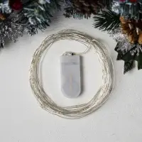 Гирлянда &laquo;Нить&raquo; 5 м роса, IP20, серебристая нить, 50 LED, батарейки CR2032&times;2 (в комплекте), свечение белое