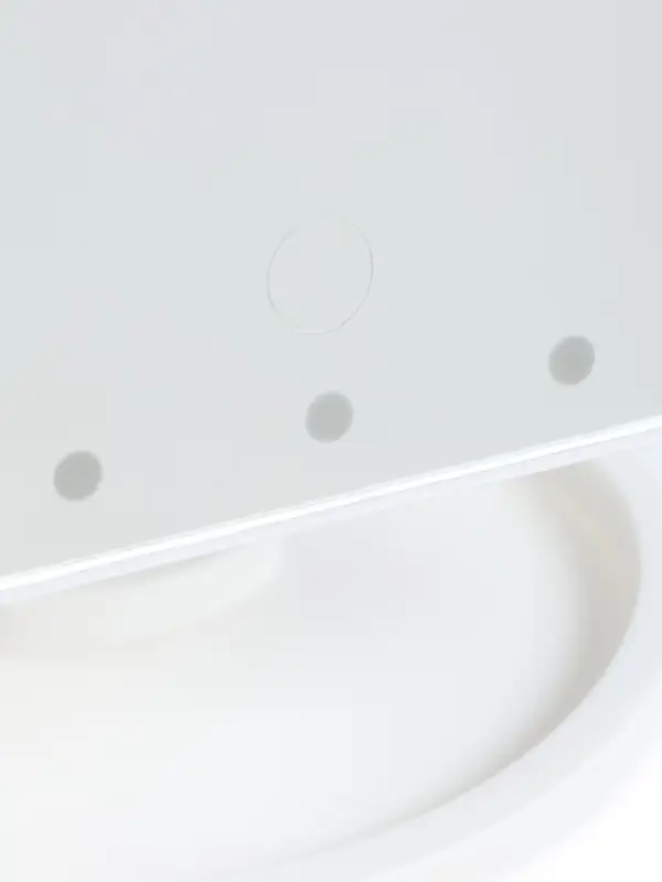 Зеркало KZ-06, подсветка, 26.5 х 16 х 12 см, 22 диода, сенсорная кнопка, белое