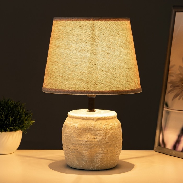 Настольная лампа Настольная лампа "Леонила" Е14 40Вт серый 20х20х30см RISALUX