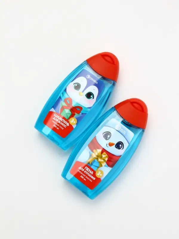 Подарочный набор для мальчика «Для тебя»: пена для купания, шампунь для волос и мочалка утка, Чистое счастье Подарочный набор для мальчика «Для тебя»: пена для купания, шампунь для волос и мочалка утка, Чистое счастье