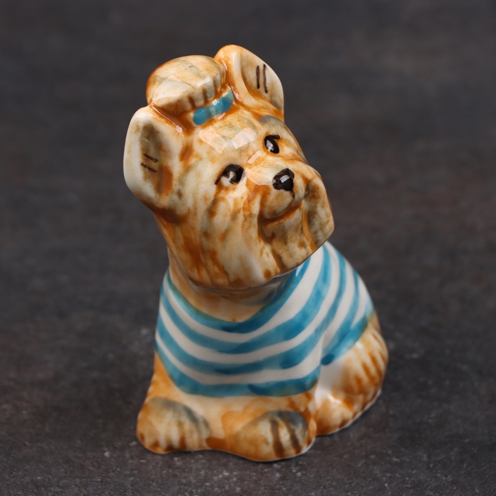 Статуэтка фарфоровая "Йоркширский терьер маечка синяя", 8 см, авторская роспись