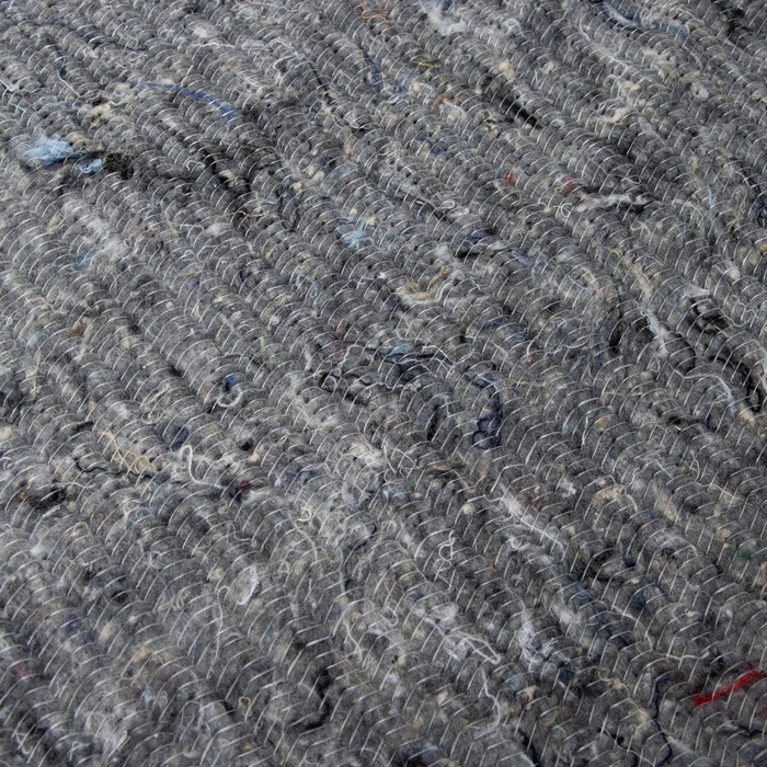 Полотно нетканое, 2,5 мм, ширина 75 см, 10 м.п., плотность 180 г/м2, серое Полотно нетканое, 2,5 мм, ширина 75 см, 10 м.п., плотность 180 г/м2, серое