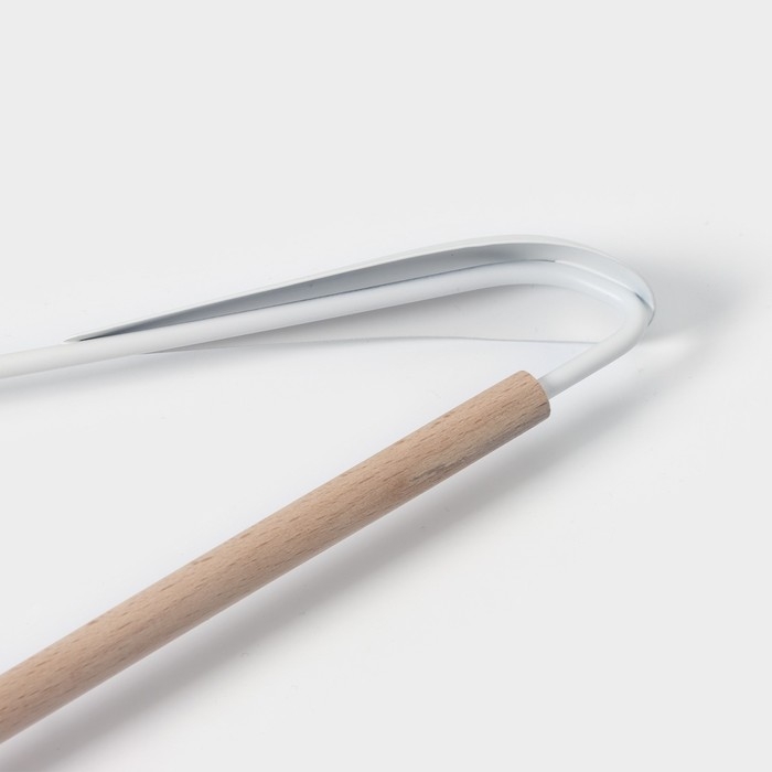 Плечики - вешалка для одежды LaDо́m Laconique, 42×24×3,2 см, широкие плечики, цвет белый Плечики - вешалка для одежды LaDо́m Laconique, 42×24×3,2 см, широкие плечики, цвет белый