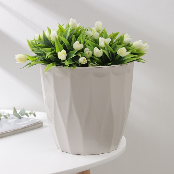 Кашпо для цветов со вставкой «Флюте», 4,5 л, d=20 см, h=20 см, цвет бежевый Кашпо для цветов со вставкой «Флюте», 4,5 л, d=20 см, h=20 см, цвет бежевый