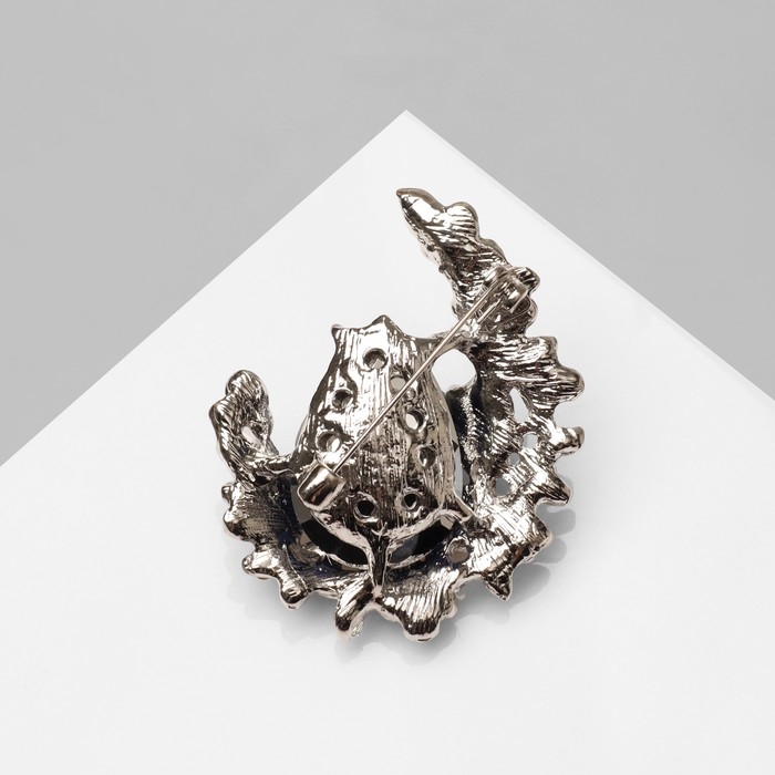 Брошь «Императрица» полумесяц, цвет бело-синий в серебре Брошь «Императрица» полумесяц, цвет бело-синий в серебре