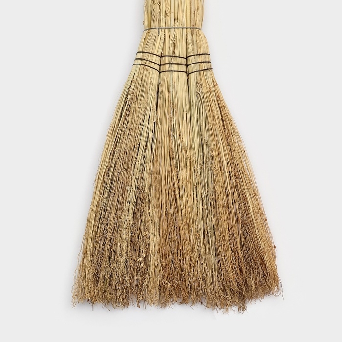 Веник 3-х лучевой «Сорго», усиленный, 530 гр, 100 см Веник 3-х лучевой «Сорго», усиленный, 530 гр, 100 см