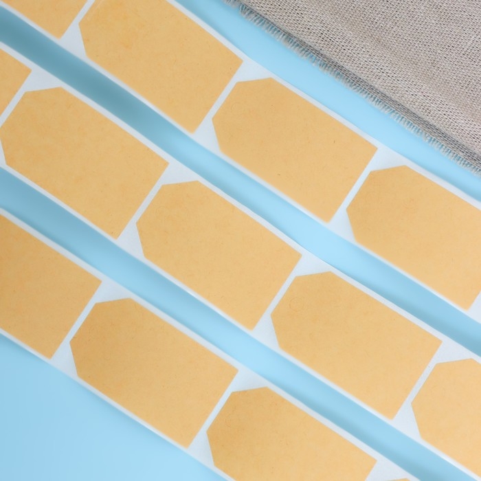 Наклейки крафт  в рулоне "Бирка",500 шт,5 х 3 см