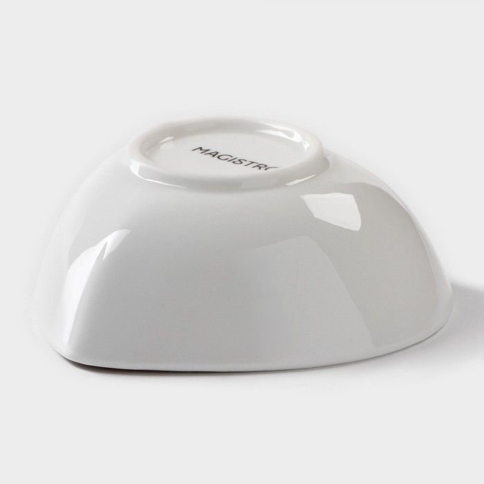 Соусник фарфоровый Magistro «Сердце Бланш», 80 мл, цвет белый Соусник фарфоровый Magistro «Сердце Бланш», 80 мл, цвет белый