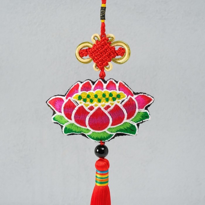 Подвеска текстиль Подвеска текстиль "Лотос" красная 2х10х29 см
