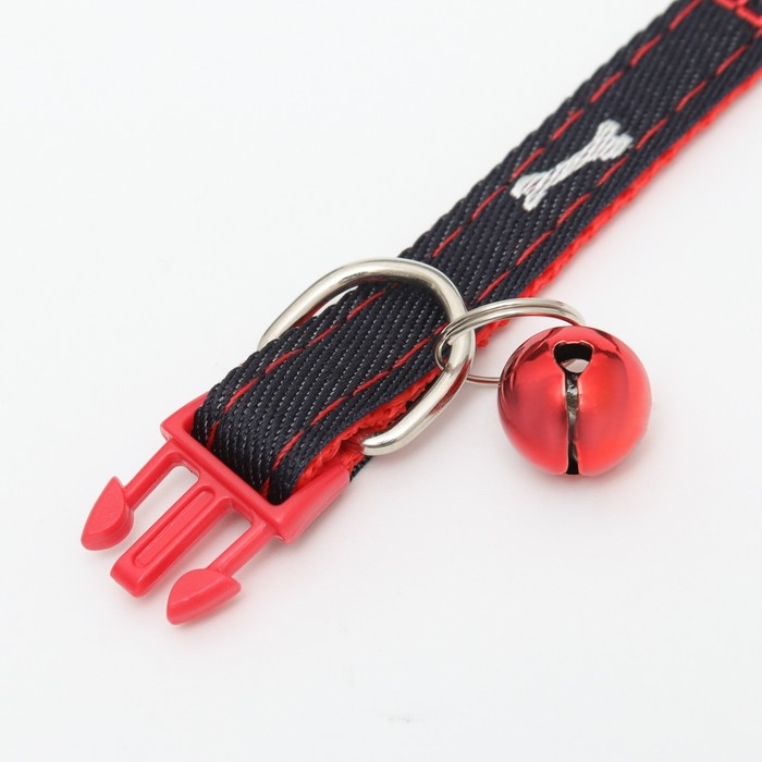 Ошейник Ошейник "Джинс" полиэстер с бубенчиком, 34 х 1 см, черно-красный
