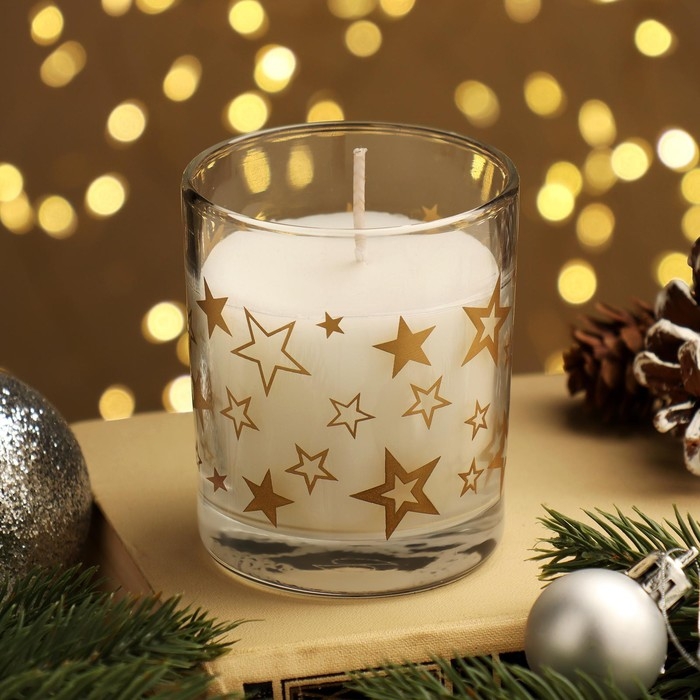 Ароматическая новогодняя свеча в стакане  Ароматическая новогодняя свеча в стакане "Зимний лес"