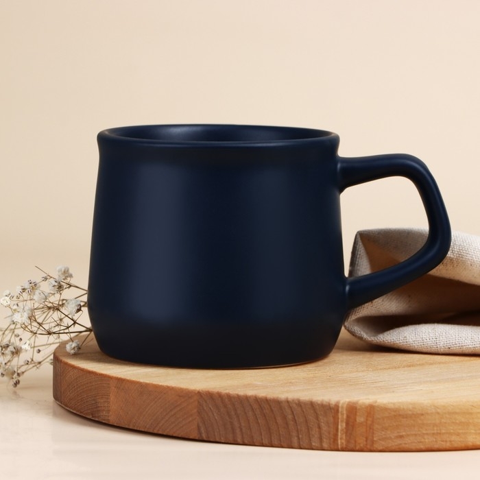 Кружка керамическая «Цветы», 380 мл, цвет синий Кружка керамическая «Цветы», 380 мл, цвет синий