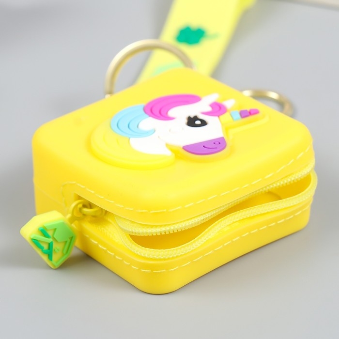 Брелок кошелёк с карабином силикон Брелок кошелёк с карабином силикон "Яркие картинки" квадратик жёлтый МИКС 6х3х7 см