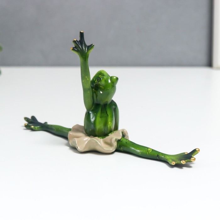 Сувенир полистоун лак  Сувенир полистоун лак "Лягуха балерина - шпагат" 11х7х20 см