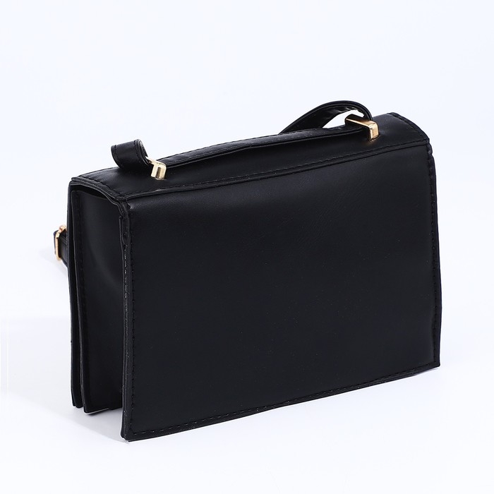 Сумка-мессенджер на магните, цвет чёрный Сумка-мессенджер на магните, цвет чёрный