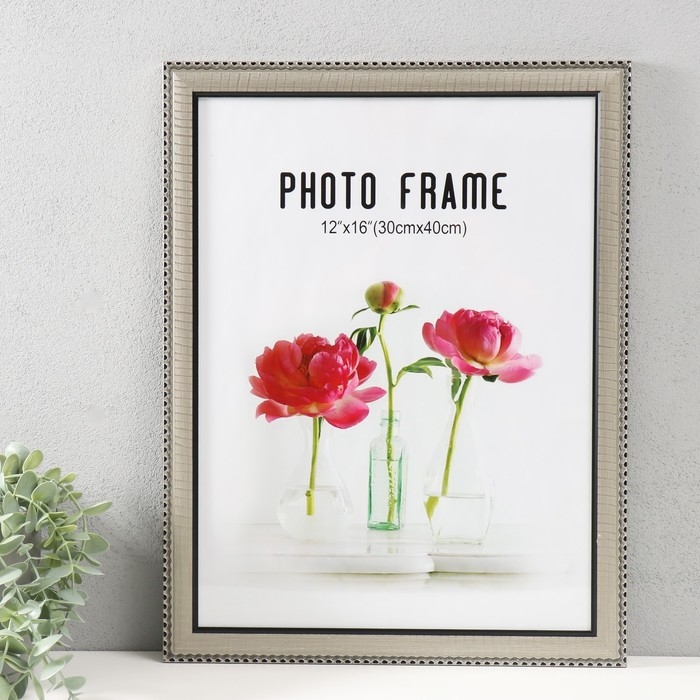 Фоторамка пластик 30х40 см Фоторамка пластик 30х40 см "Танзания" серебро 43,8х33,8х1 см