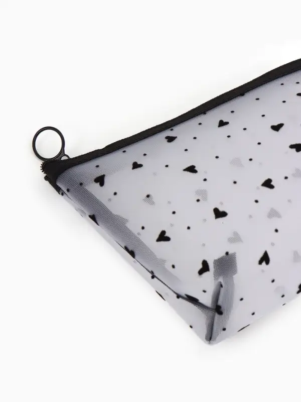 Косметичка дор Сердца, сетка 17*6,5*13,5, отд на молнии, белый Косметичка дор Сердца, сетка 17*6,5*13,5, отд на молнии, белый