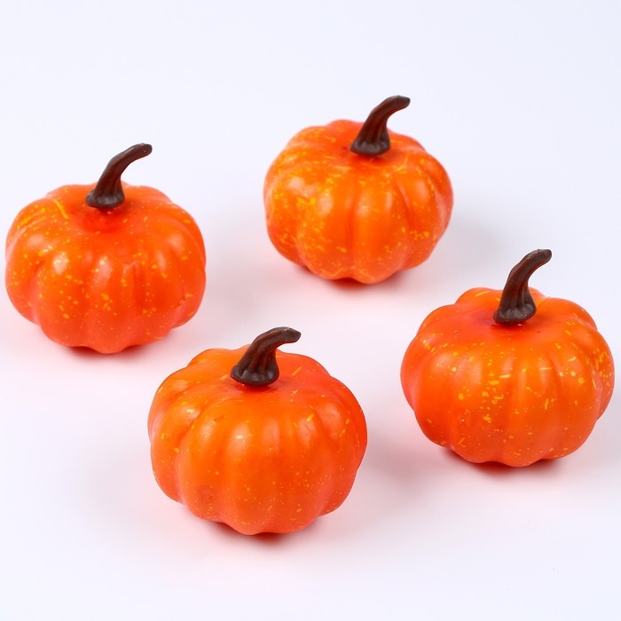 Фигурка для поделок и декора «Тыква», набор 2 шт., размер 1 шт. — 7 × 7 × 7,5 см, цвет оранжевый Фигурка для поделок и декора «Тыква», набор 2 шт., размер 1 шт. — 7 × 7 × 7,5 см, цвет оранжевый