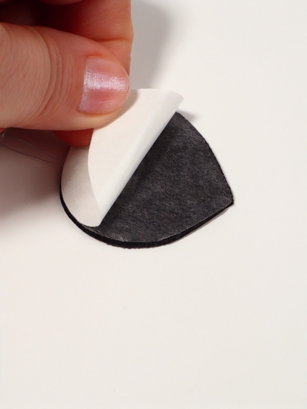 Пяткоудерживатель с петелькой иск кожа силикон 5,8*4,4*0,1см черн ОТ Пяткоудерживатель с петелькой иск кожа силикон 5,8*4,4*0,1см черн ОТ