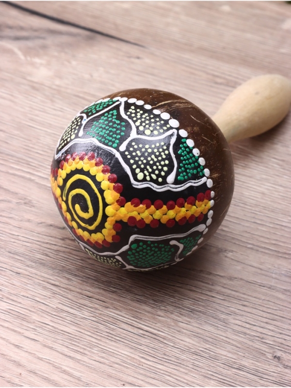 Сувенирный музыкальный инструмент Сувенирный музыкальный инструмент "Маракас" махагон, кокос 10х10х20 см