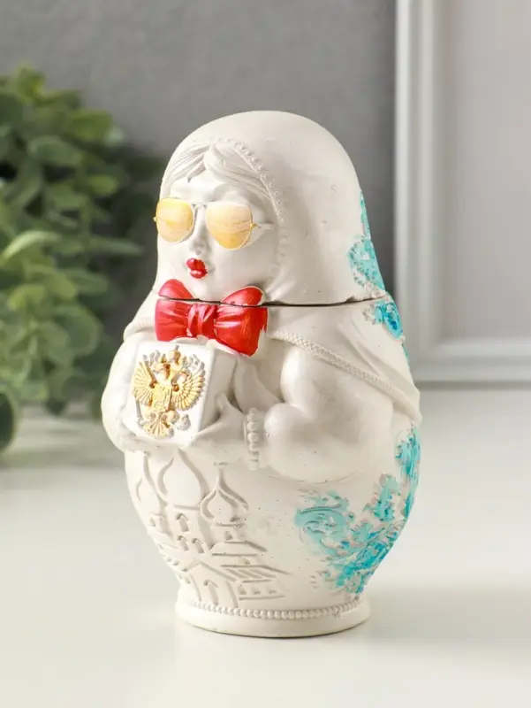 Шкатулка для украшений «Матрешка» 12×9 см, гипс, роспись Шкатулка для украшений «Матрешка» 12×9 см, гипс, роспись