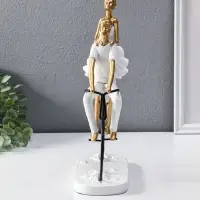 Сувенир полистоун "Парочка на велосипеде" бело-золотой 8,5х23х29 см