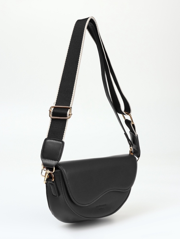 Сумка женская мессенджер на молнии, цвет чёрный Сумка женская мессенджер на молнии, цвет чёрный