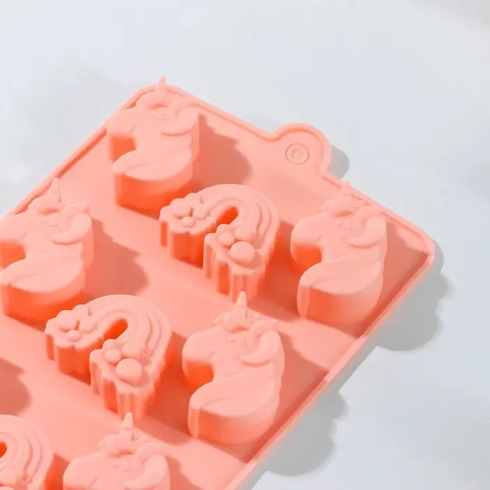 Форма для шоколада Доляна &laquo;Сказка.Пони&raquo;, силикон, 22&times;10.7&times;1.5 см, 12 ячеек, МИКС