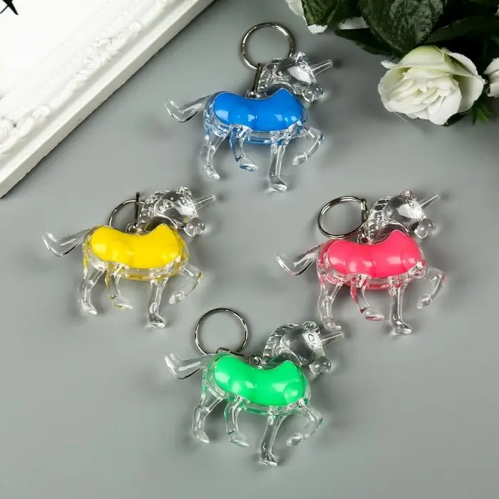 Фонарик брелок для ключей на кольце «Единорог», мигает, 6×2×6.5 см, МИКС Фонарик брелок для ключей на кольце «Единорог», мигает, 6×2×6.5 см, МИКС