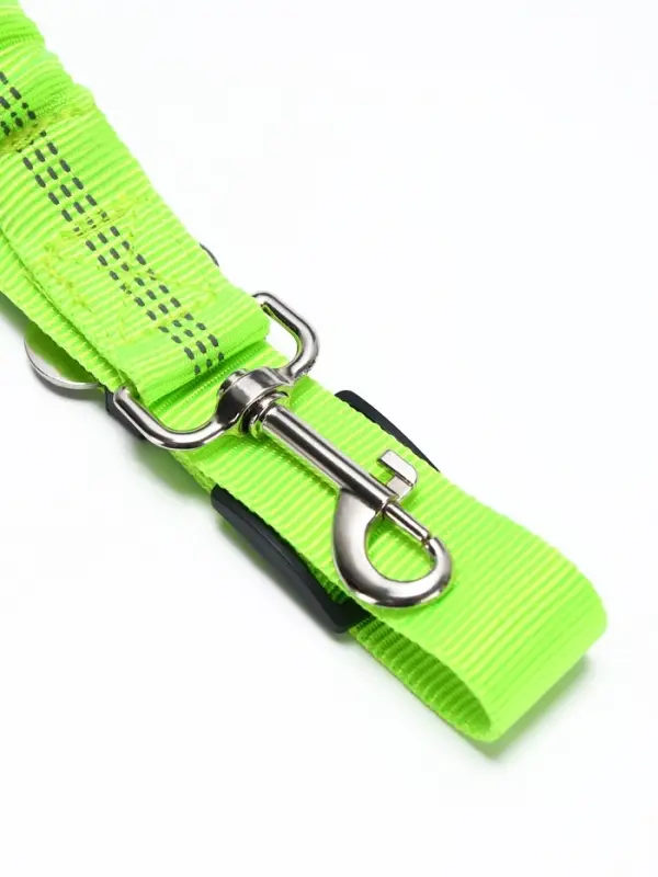 Ремень - поводок безопасности для собак, 50-70&times;2.5 см, амортизирующий, зелёный