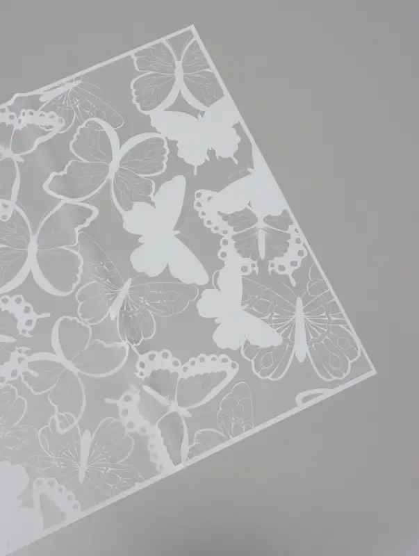 Пленка для цветов и букетов &laquo;Бабочки&raquo;, белая, матовая, 57&times;57 см