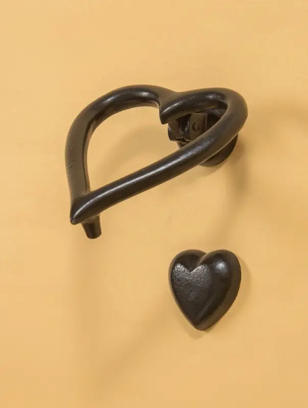 Дверной молоток "Сердце" 12х11 см