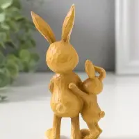 Сувенир полистоун "Зайчик с малышом с красным сердцем в лапках" 13,5 см