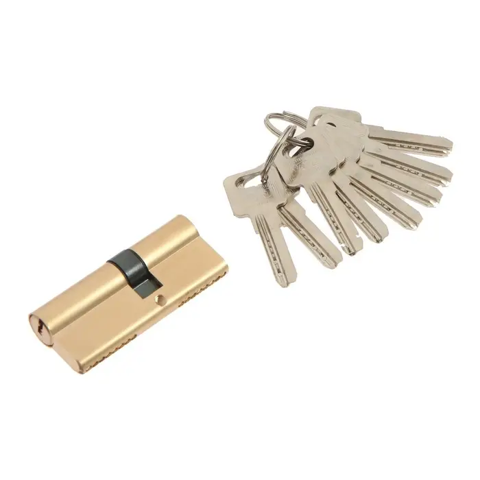 Цилиндровый механизм для китайской двери, 75 мм, латунь, 7 перф. ключей Цилиндровый механизм для китайской двери, 75 мм, латунь, 7 перф. ключей