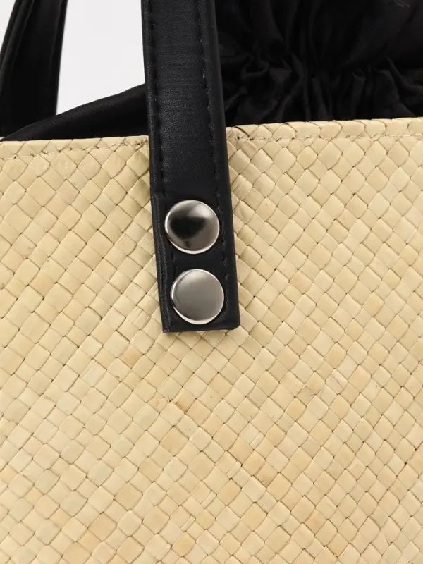 Сумка плетёная из пандана, 26&times;15&times;38 см, бежево-чёрная