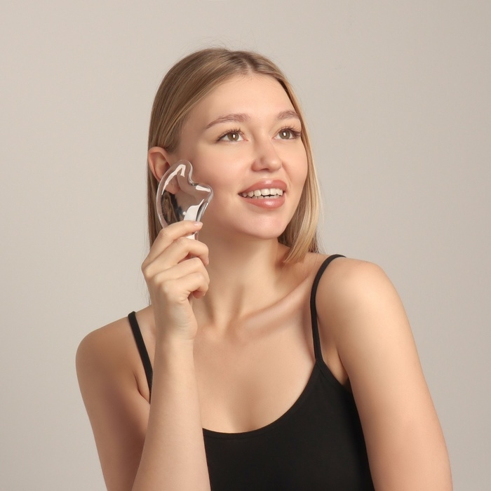 Массажёр Гуаша «Сердце», 11 × 6 см, цвет прозрачный Массажёр Гуаша «Сердце», 11 × 6 см, цвет прозрачный