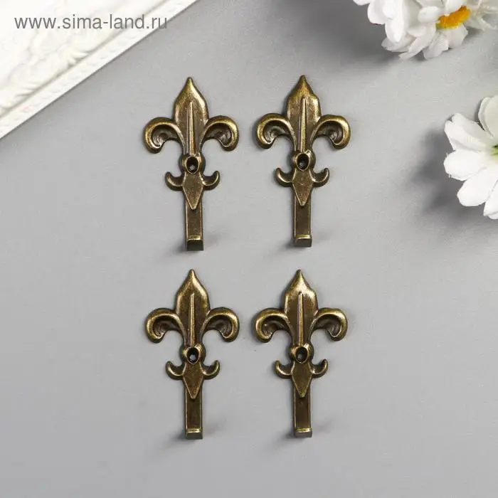 Крючок металл Крючок металл "Геральдическая лилия" бронза 4,6х2,5х1 см