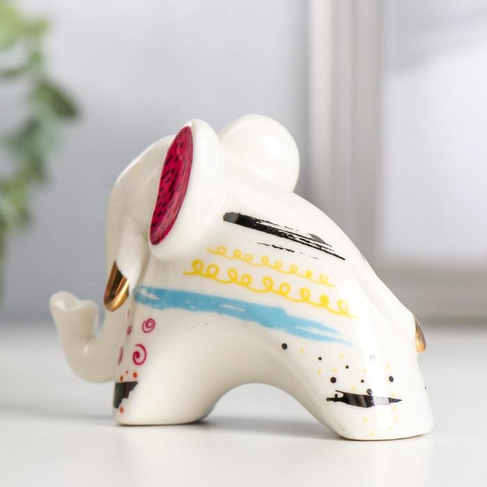 Сувенир керамика Сувенир керамика "Слонёнок с зигзагом на ушках" цветные пятнышки 7х4,2х9,8 см