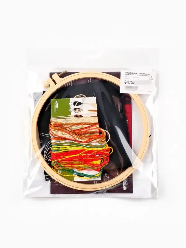 Вышивка гладью 20х20 см "Огни спящей чащи"